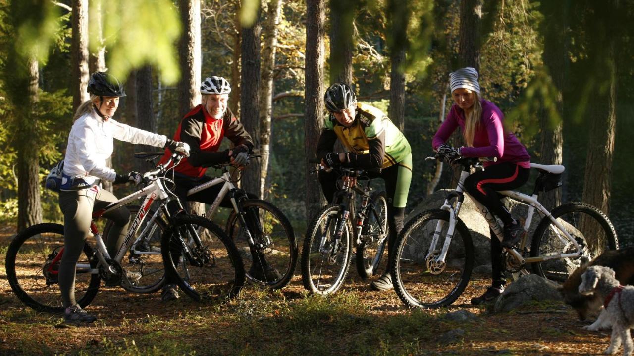 Järvsö Bergshotellet מראה חיצוני תמונה